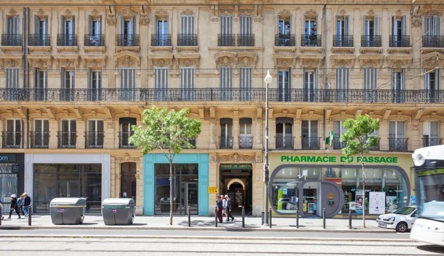 Magnifique Studio Renové Entre le Vieux-port et le Panier à Marseille