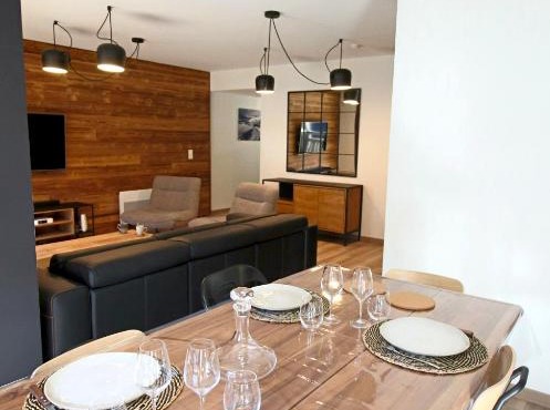 Magnifique T5 Duplex de Grand Standing 120m2 neuf classé 4 étoiles pour 8 personnes en plein centre de Saint-Lary-Soulan