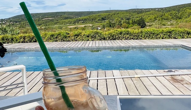 Magnifique Villa Avec Piscine Chauffée et vue sur les Vignes