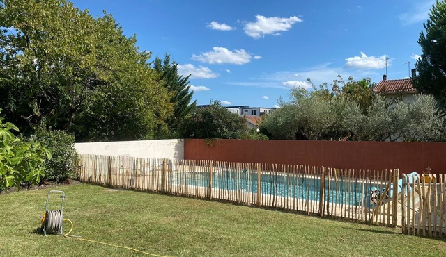 Magnifique Villa Avec Grande Piscine -tramway à 150 m -hyper-centre à 10 min