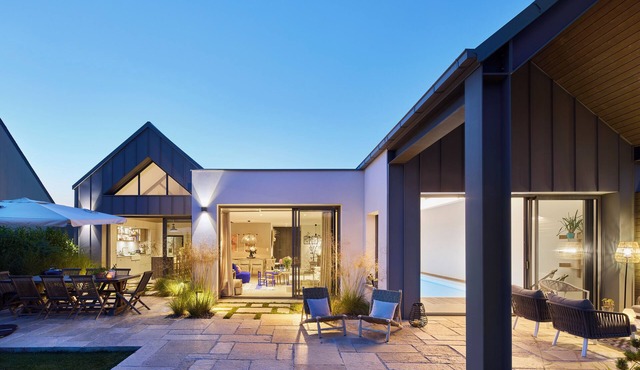 Magnifique Villa Contemporaine, Piscine Intérieure