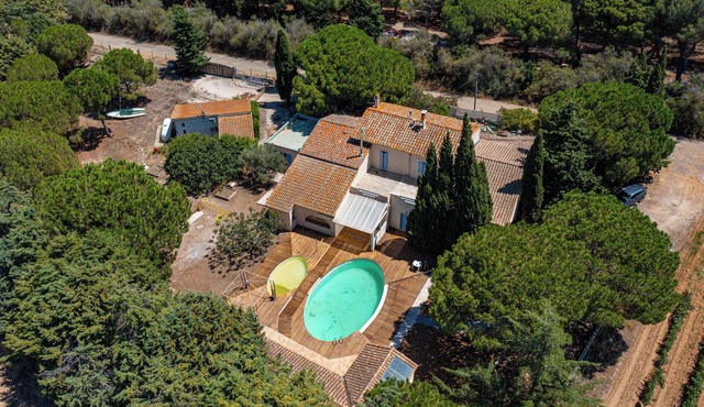 Magnifique Villa Entourée du Vignoble de la Yole, Chez Pierre