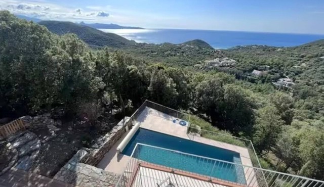 Magnifique Villa Moderne vue mer Avec Piscine 14 Personnes