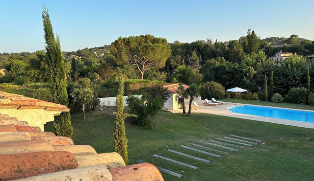 Magnifique Villa Provençale 190m2 Jardin de 3000 m2 Grande Piscine