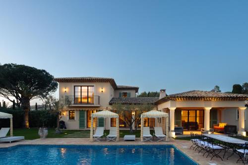Magnifique villa RIVA avec piscine aux salins