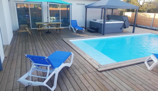 Magnifique Villa sur le Bassin d'Arcachon - JACUZZI+PISCINE - 8à10pers