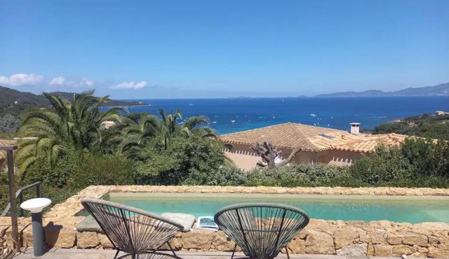 Magnifique villa vue mer avec piscine