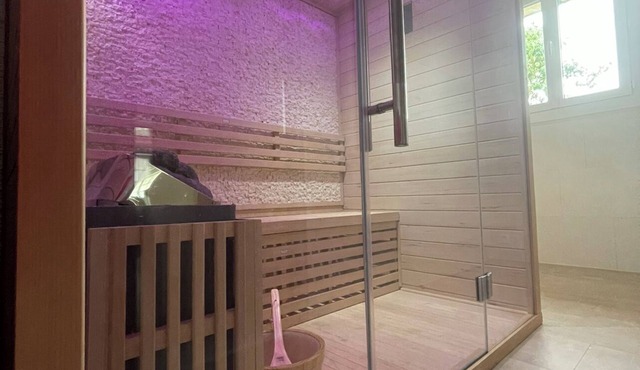 Magnifique Village 8 Personnes Avec Sauna, Piscine, Billard