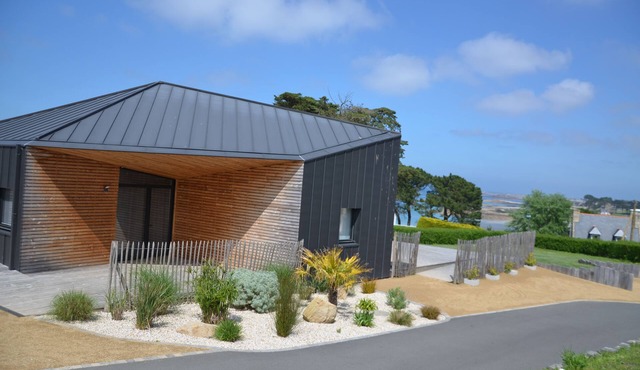 Magnifiques Vues Mer, Confort et Architecture Unique à 100 m de la Plage