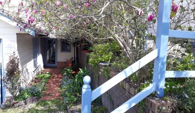 Magnolia Cottage- wineries, main street, station