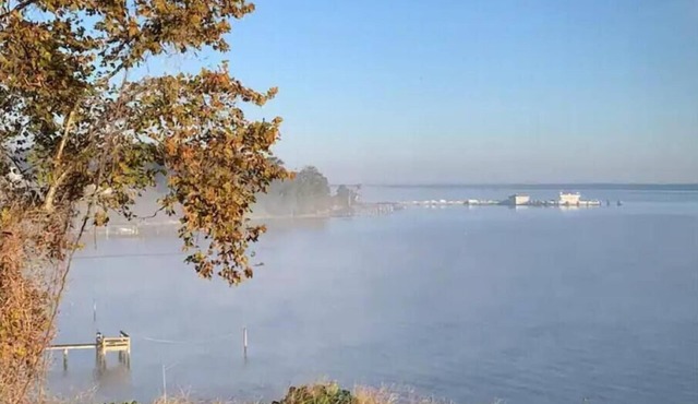 “Magnolia Cottage” on the River