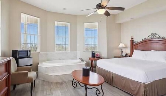 Magnolia Cottage R6