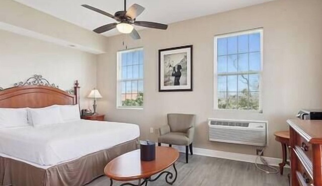 Magnolia Cottage R7