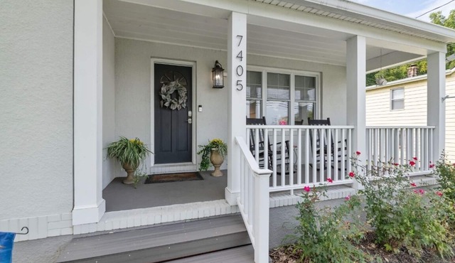 Magnolia Cottage, Charming 3 Bedroom 2 Bath