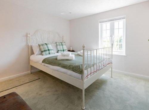 Magnolia Cottage your cosy Getaway Pass the Keys