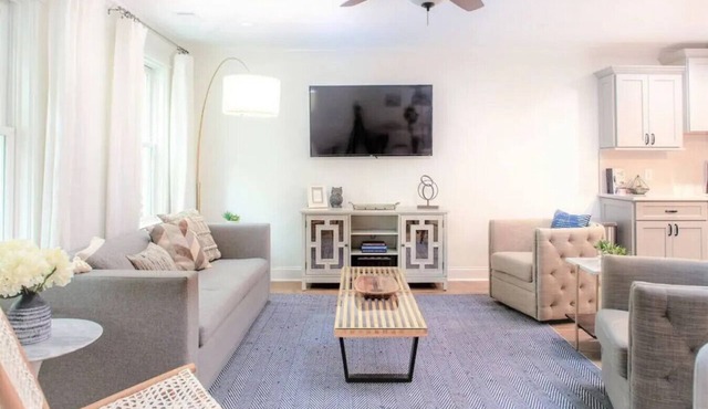 Magnolia Garden Walkable Free Street Parking