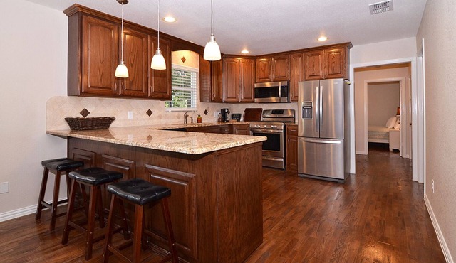 Magnolia House - Furnished Monthly Rental in Allen, TX!