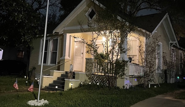 Magnolia House In the Heart of Downtown Brenham