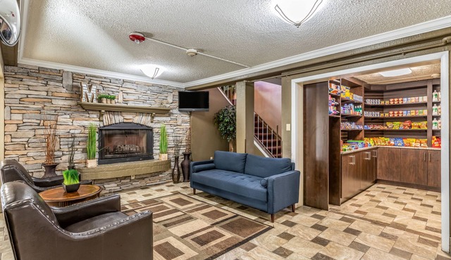 Magnuson Hotel Detroit Airport