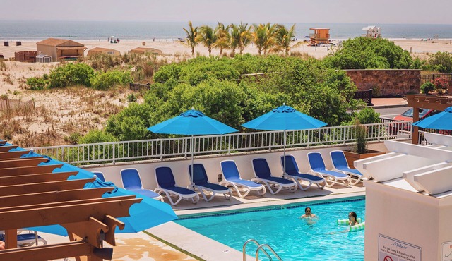 Mahalo Diamond Beach