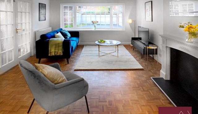 Maidenhead - Private Courtyard, 3Bed