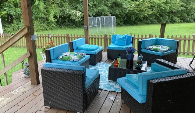 MAIN ATTRACTION! FIREFLY, NASCAR, SHOPPING, RESTAURANTS- 5 MIN AWAY! Beach 35min