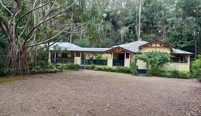 Main Creek Bower Bed & Breakfast