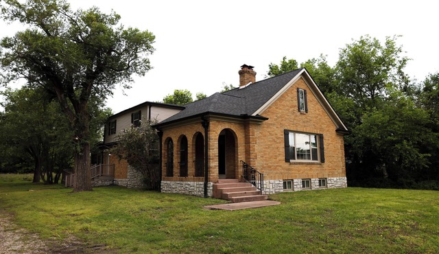 Main Getaway, Sleeps 19/15 bed!