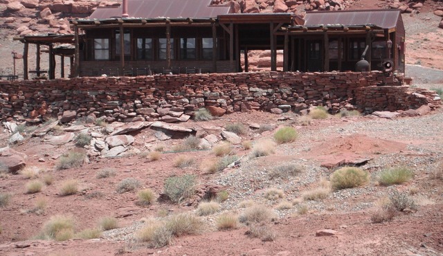 Main House, disc golf, kayaks, ATV, wildlife, hiking, beach, pet friendly