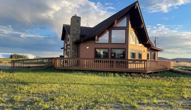 Main Street Cabin near Sand Dunes - Fort Garland
