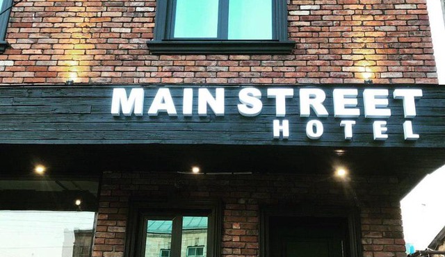 Main Street Hotel