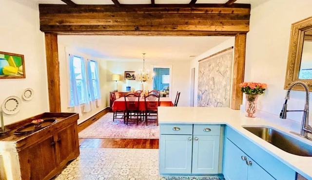 Main Street U.S.A. - Walk to Everything