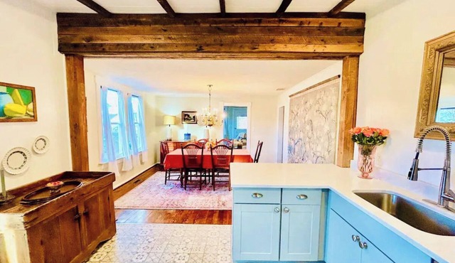 Main Street USA -- Walk to Everything