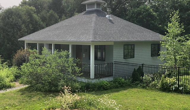 Maine Cottage style studio house.