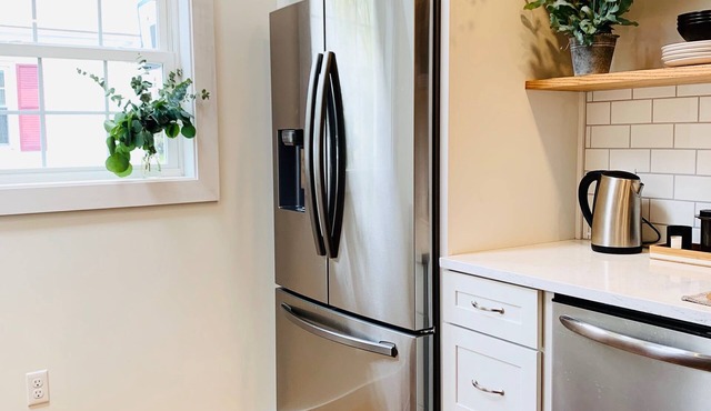 Maine Getaway: Bright Beautiful Back Cove Home Near Woodfords Corner & Old Port