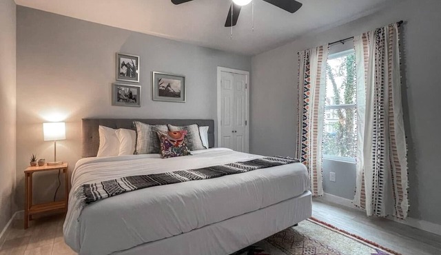 MainHouse-Mins to Downtown! Serene at Santa Monica