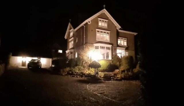 Mainsfield House 8 Bedroom Luxury Holiday Home With A Hot Tub