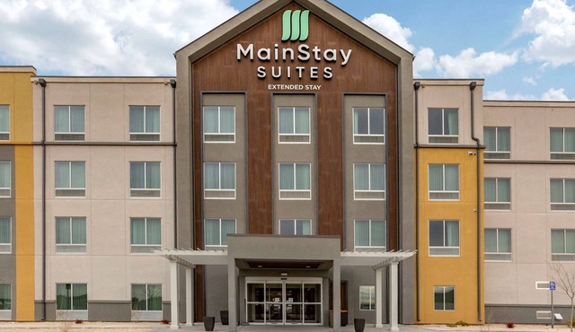 MainStay Suites Carlsbad South
