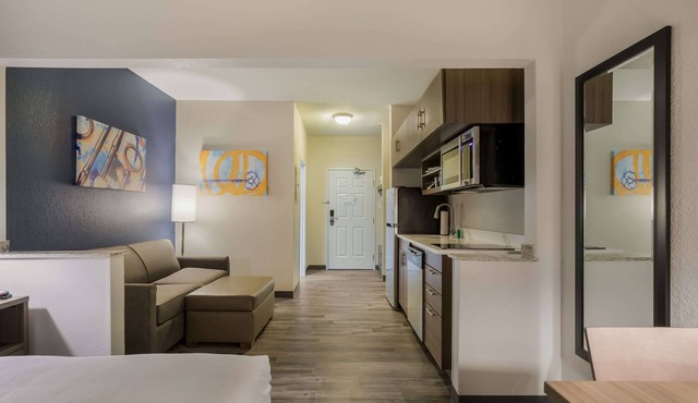 MainStay Suites Joliet I-80