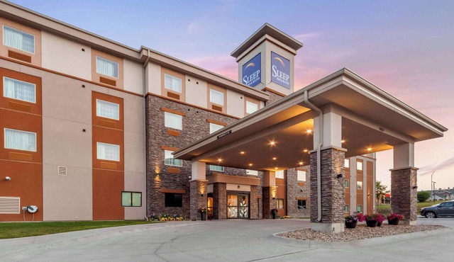 MainStay Suites Lincoln University Area