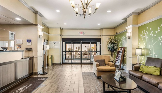 MainStay Suites