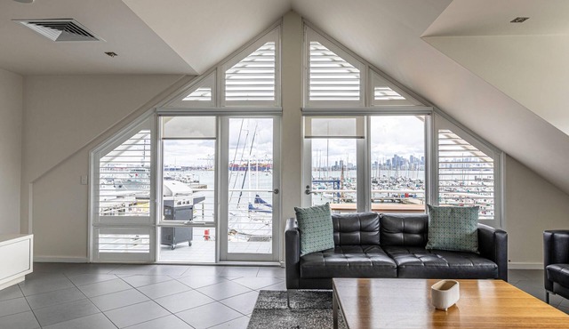 MainStay Suites Williamstown