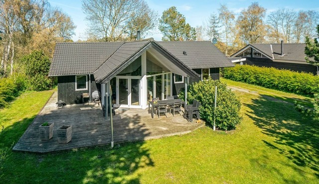 "Maira" - 150m from the sea by Interhome