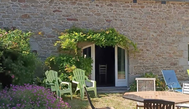 Maison Dans Propriété Arborée, à 800m de la Plage