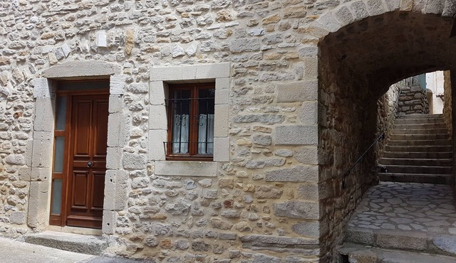 Maison Ancienne de Village, Avec Solarium