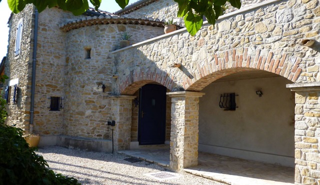 Maison de Caractère au Calme Ardéchois/17 Pers max