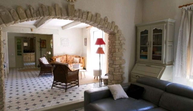 Maison Provençale en Plein Coeur de Saint Didier au Mont D'or à L'ouest de Lyon