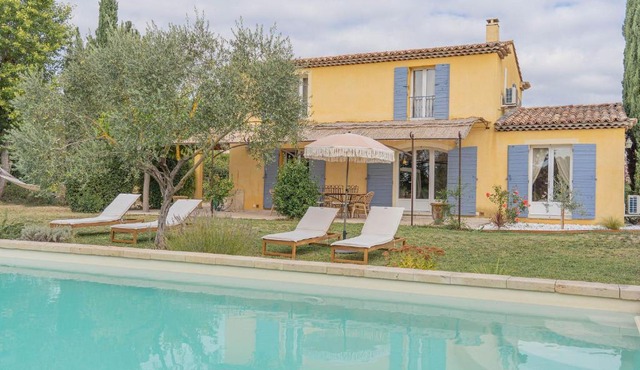Maison à 2 pas du Village D'ansouis à 30 Minutes D'aix-en-provence