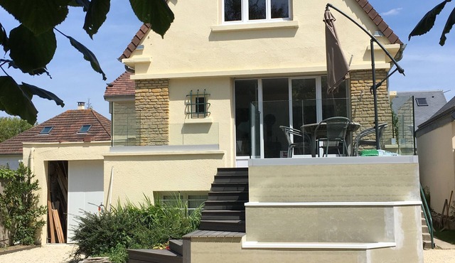 Maison à 250 m de la Plage Très Calme Jardin Arboré Parking Loueur Vélos à 100 m