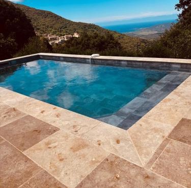 Maison à la campagne.